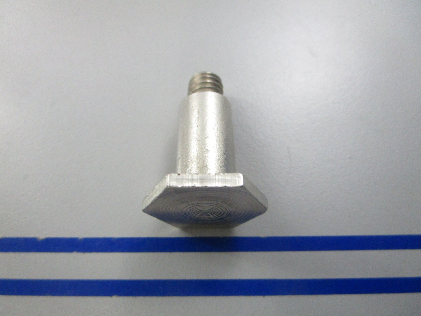 NEW OEM 313849 0313849 OMC Johnson Evinrude Stop Link Screw 0810