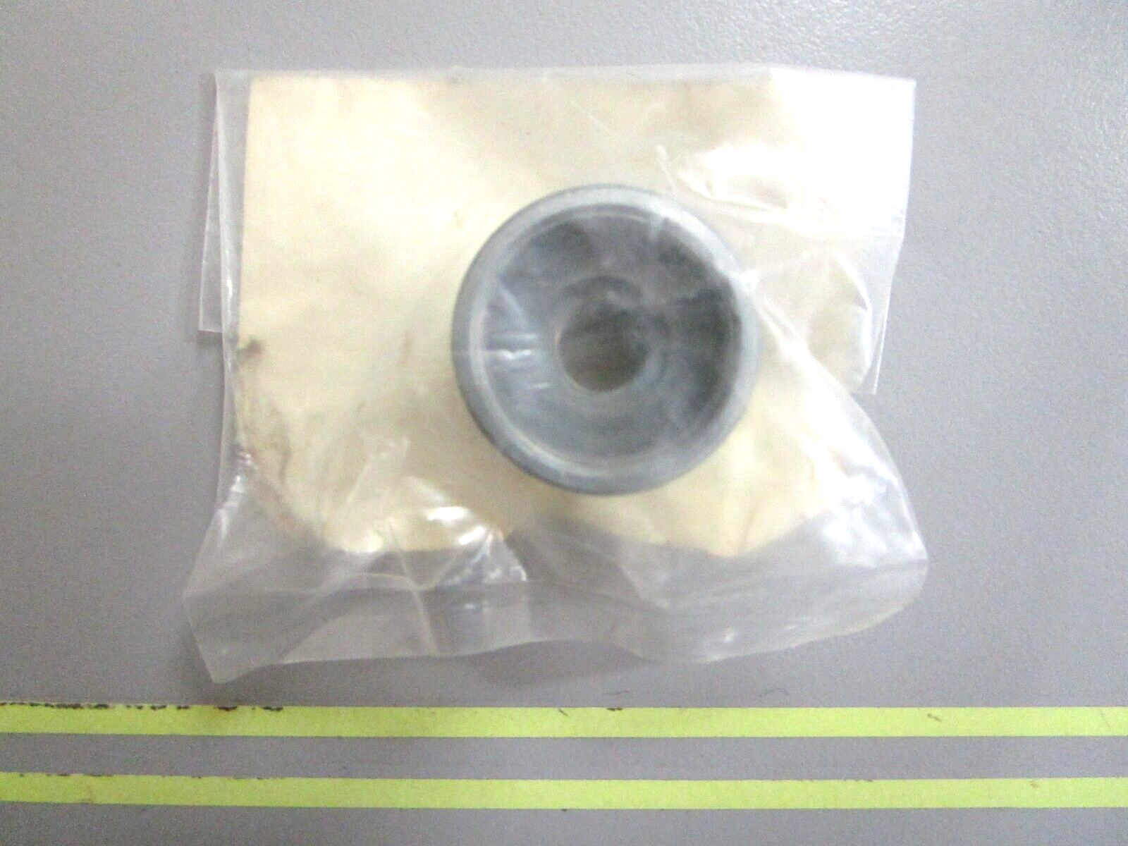 *NEW OEM* 0750 Tohatsu Nissan CARBURETOR BODY CAP 309-03101-0