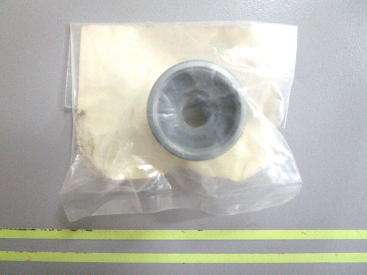 *NEW OEM* 0750 Tohatsu Nissan CARBURETOR BODY CAP 309-03101-0