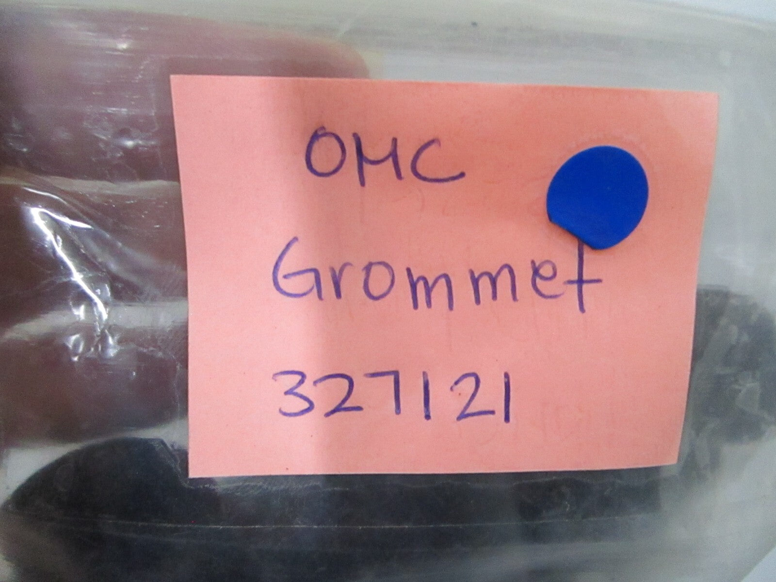 *NEW OEM* 0780 OMC Johnson Evinrude Grommet 327121 0327121