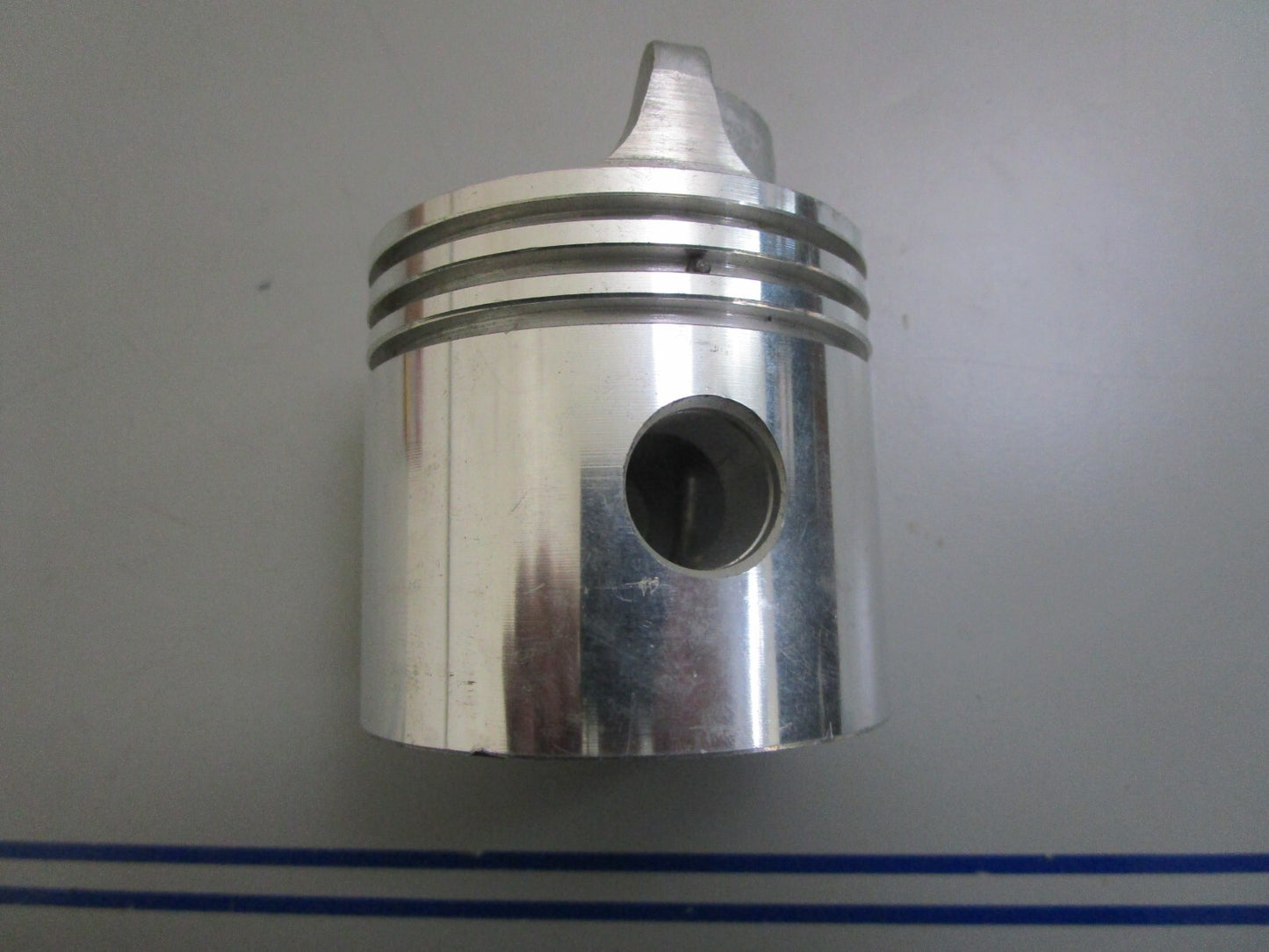 *NEW OEM* 0820 OMC Johnson Evinrude Piston 378375 0378375 307846