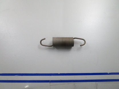 *NEW OEM* 0810 OMC Johnson Evinrude Spring 338489 0338489