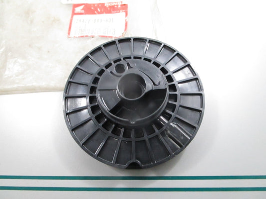 NEW OEM 28420-889-631 Honda Starter Reel 0810