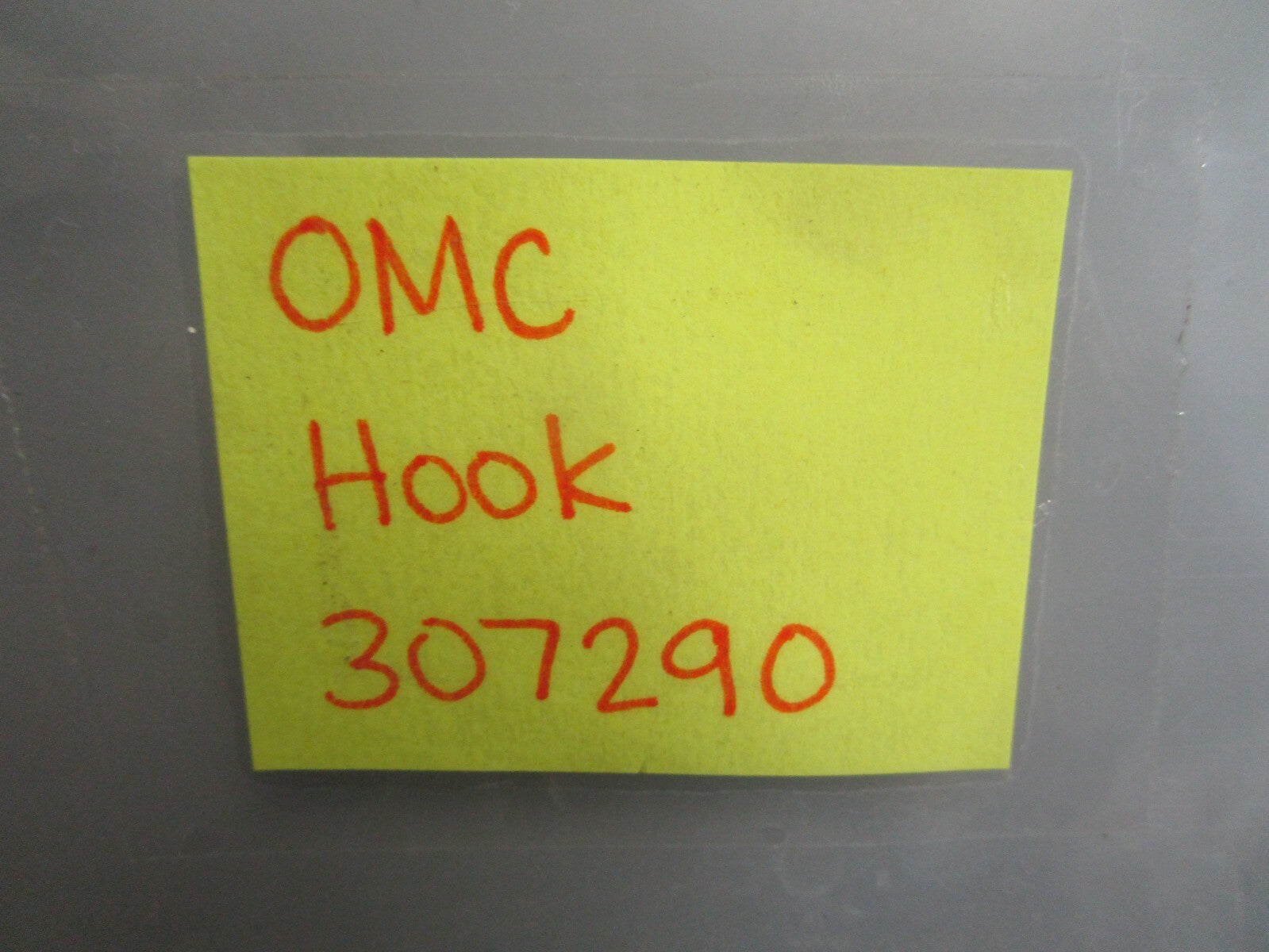 *NEW OEM* 0820 OMC Johnson Evinrude Hook 307290 0307290