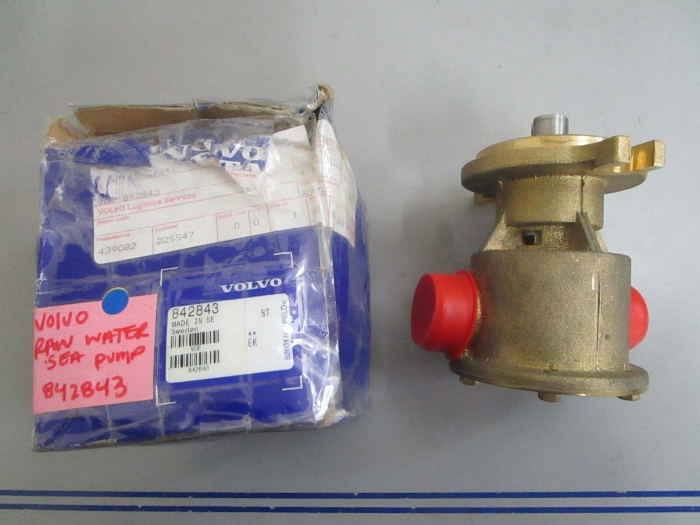 *NEW OEM* 0820 Volvo Penta Raw Water Sea Pump 842843