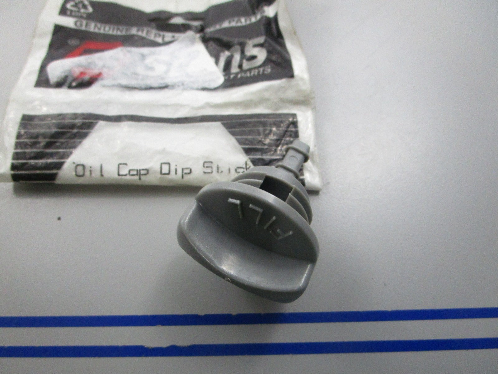 NEW 125-330 Replaces: 280663 Stens Oil Cap 0810