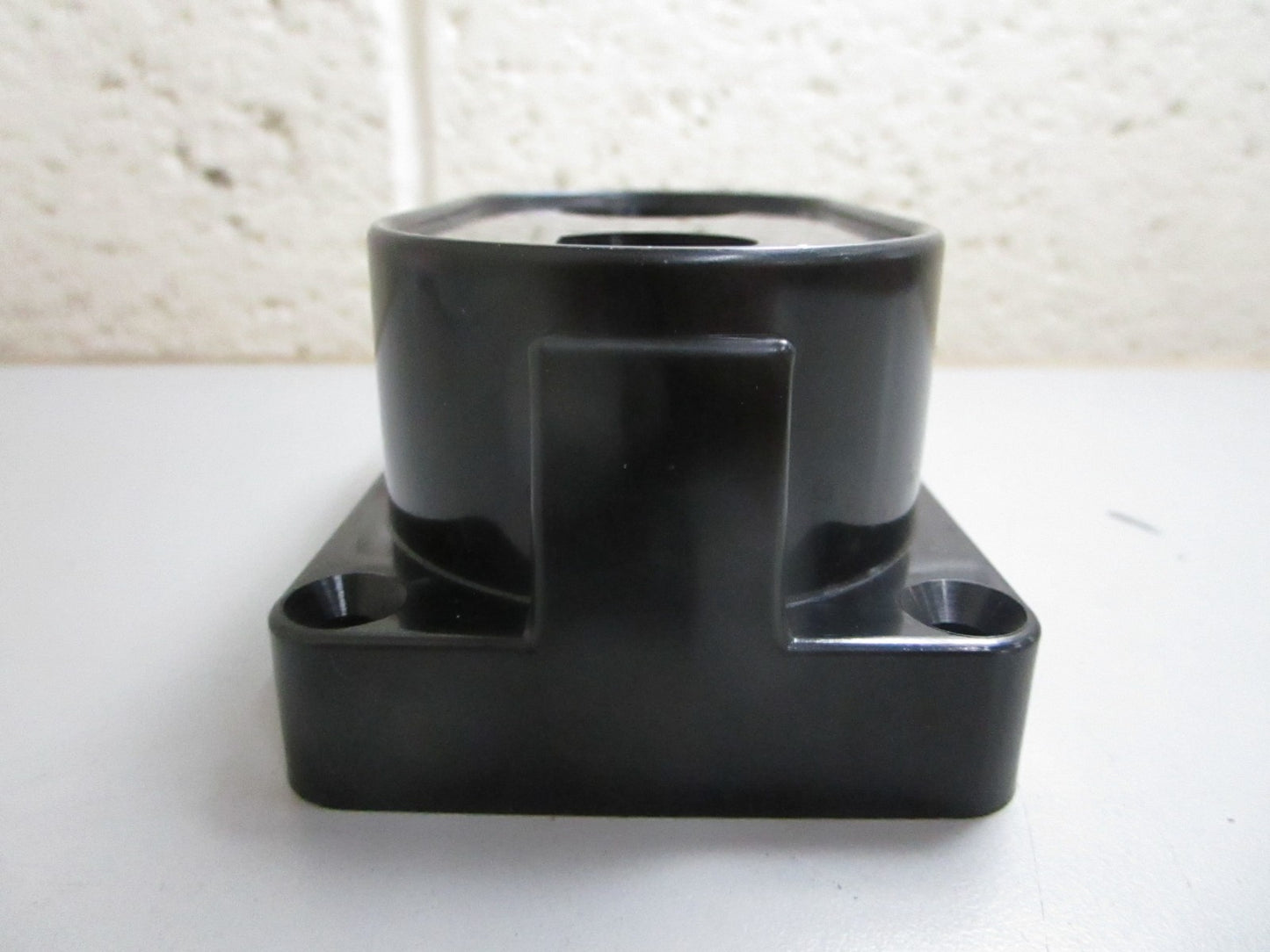 *NEW OEM* 0820 Mercury Quicksilver Housing 15000