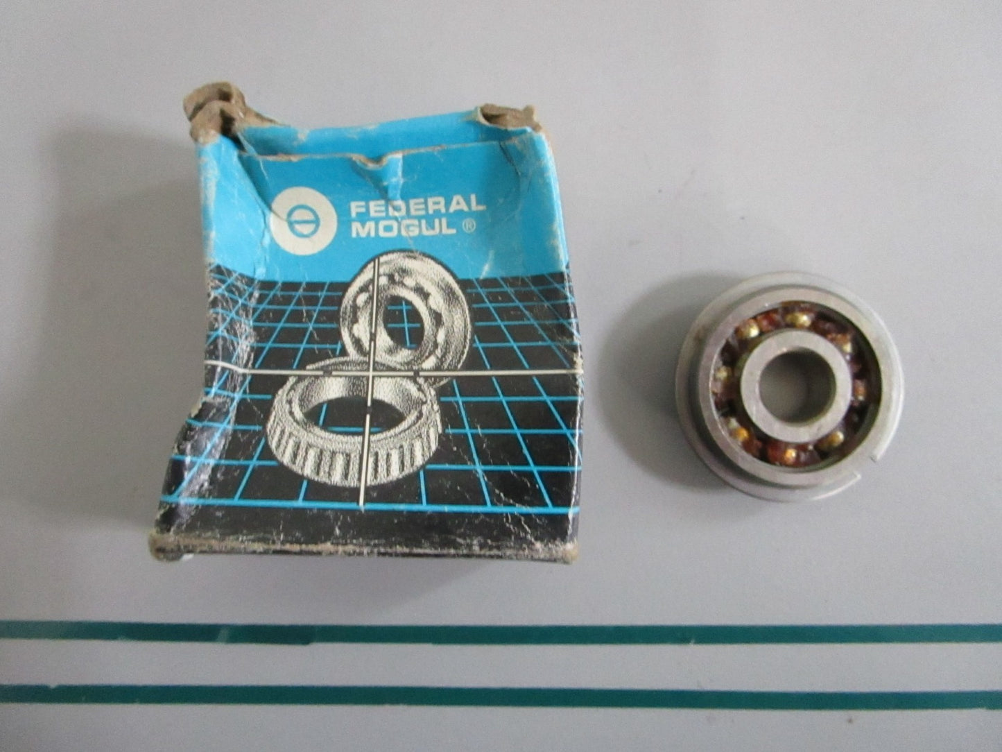 Federal-Mogul BCA NEW OEM 200-SL Sealed Roller Bearing NOS Genuine Part 0820