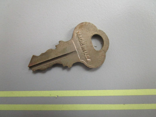 *NEW OEM* 0810 OMC Johnson Evinrude Ignition Key KF59 501588 0501574