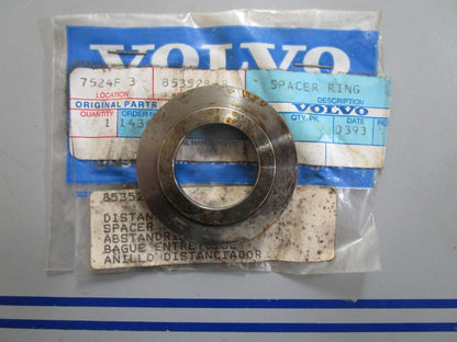 *NEW OEM* 0820 Volvo Penta Spacer Ring 853528