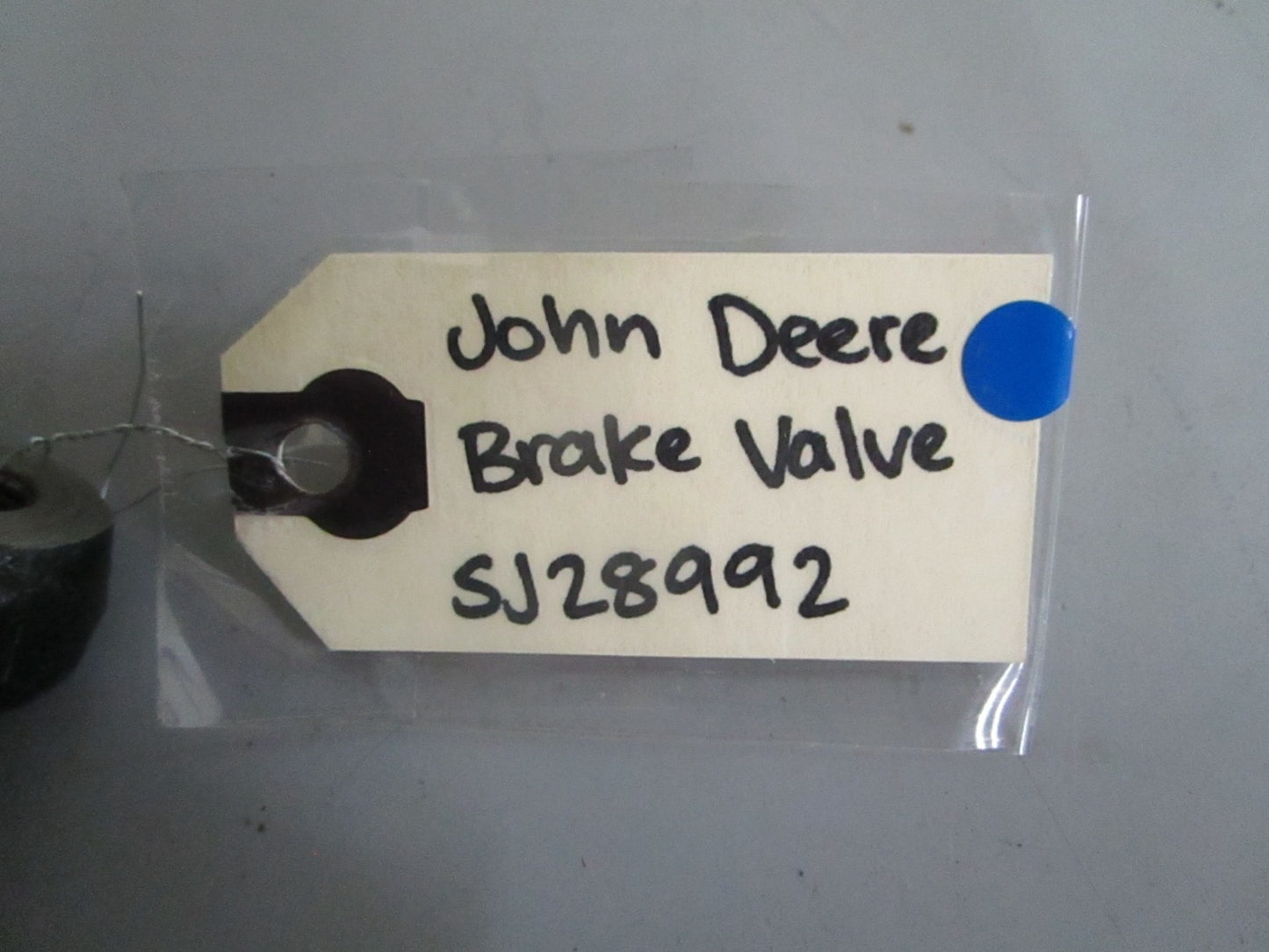 *NEW OEM* 0820 John Deere Brake Valve SJ28992