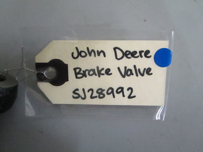 *NEW OEM* 0820 John Deere Brake Valve SJ28992