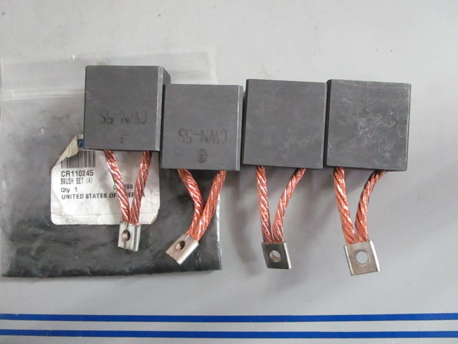 NEW CR110245 Total Source 4 Brush Set For: Crown 0820