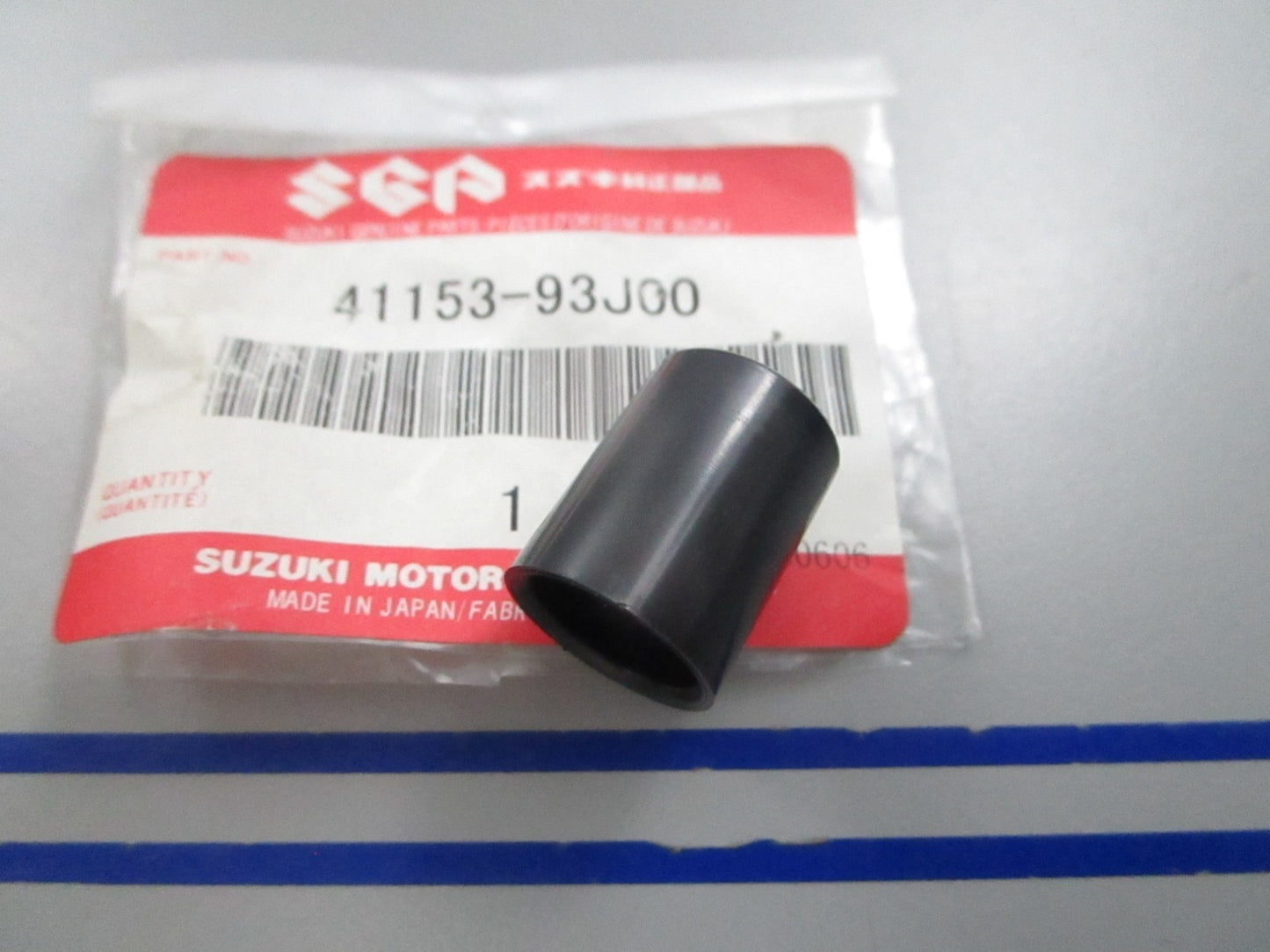 NEW OEM 41153-93J00 Suzuki Cap 0810