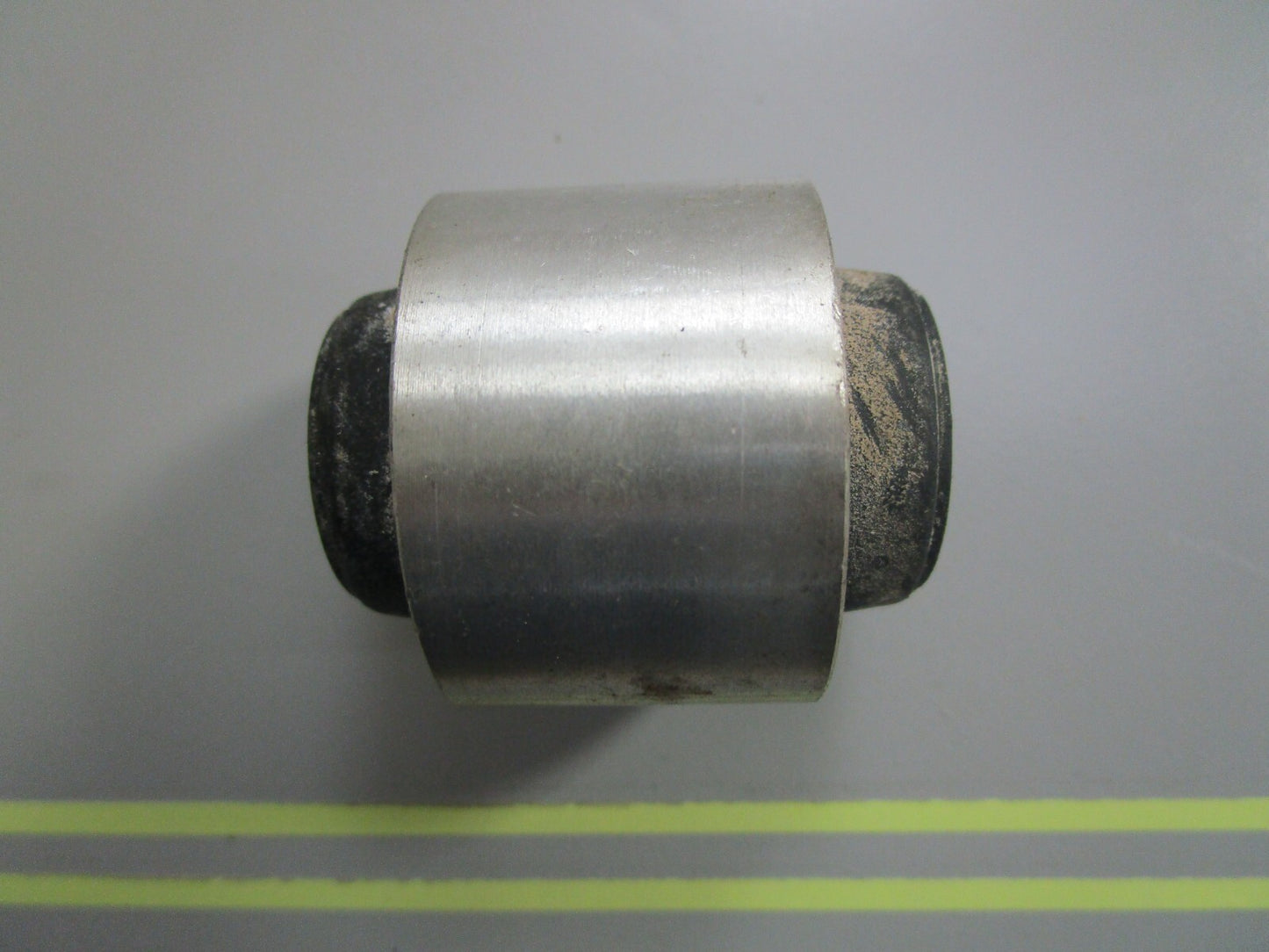 *NEW OEM* 0810 Mercury Quicksilver Mount 32832