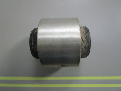 *NEW OEM* 0810 Mercury Quicksilver Mount 32832