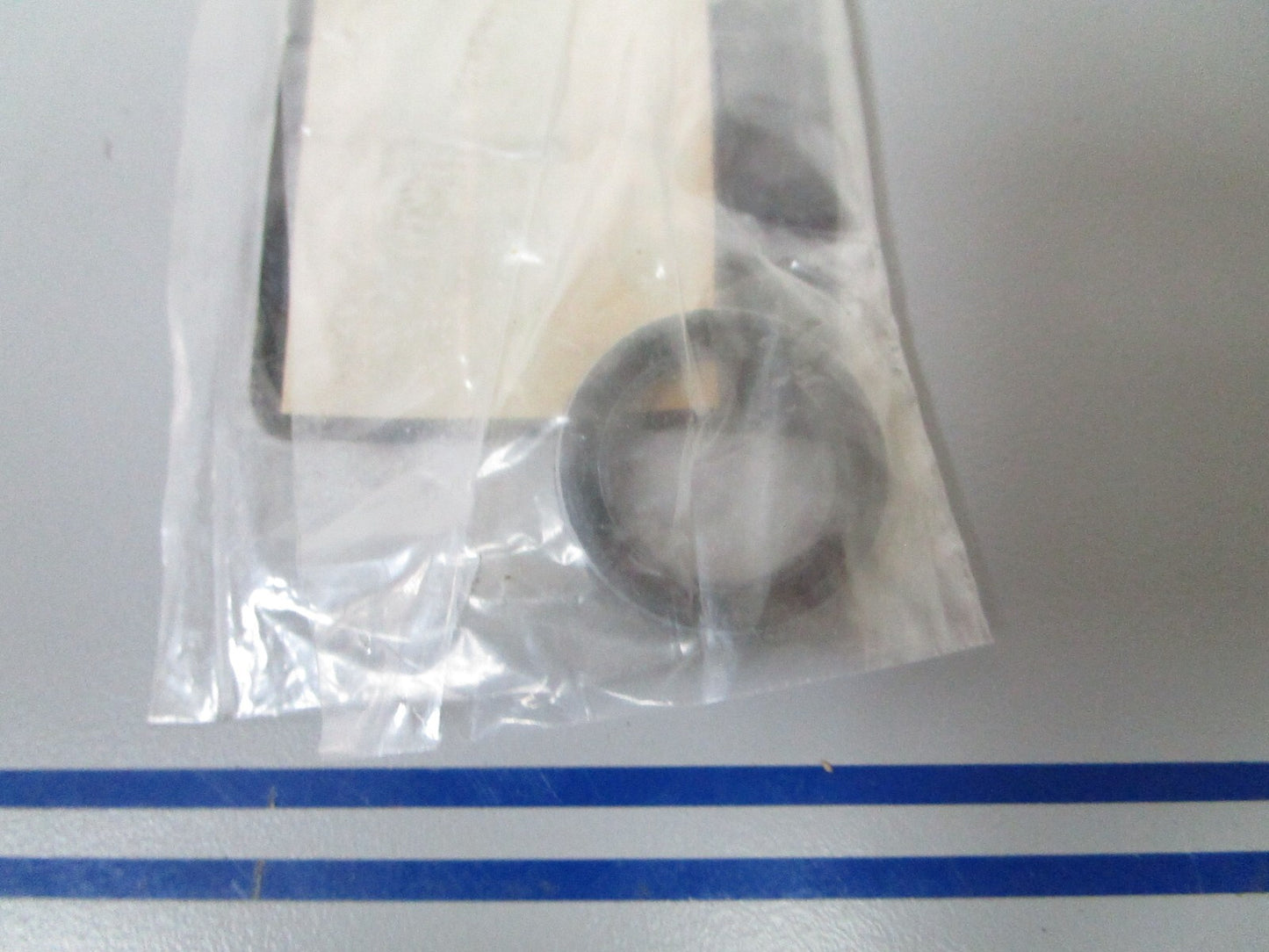 *NEW OEM* 0810 OMC Johnson Evinrude Seal 5031677