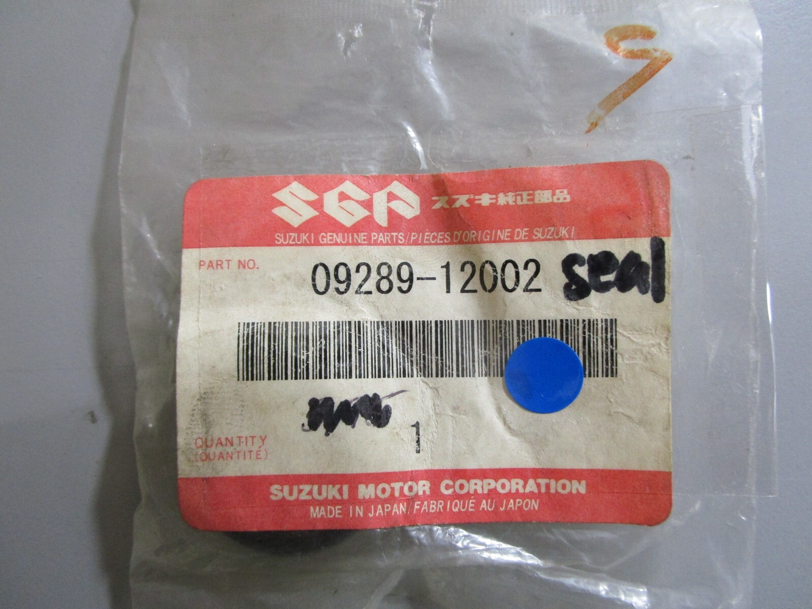 *NEW OEM* 0810 Suzuki Seal 09289-12002