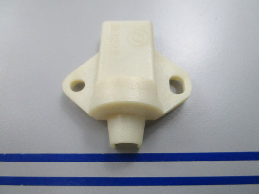 NEW OEM 318225 0318225 OMC Johnson Evinrude Upper Half Mounting Bracket 0810