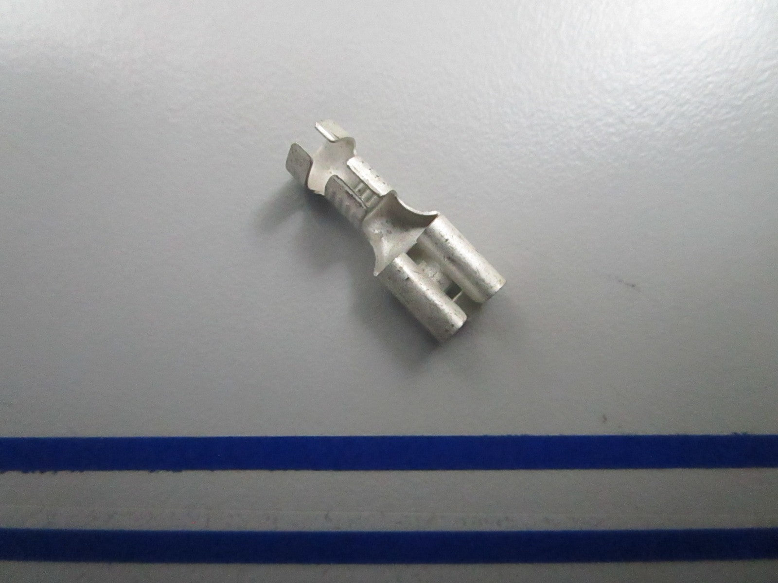 *NEW OEM* 0810 Volvo Penta Terminal 881486