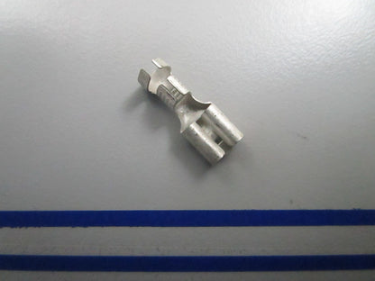 *NEW OEM* 0810 Volvo Penta Terminal 881486