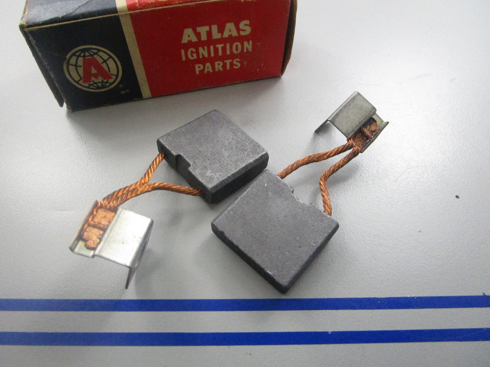 *NEW* 0810 Atlas Brush Set 742