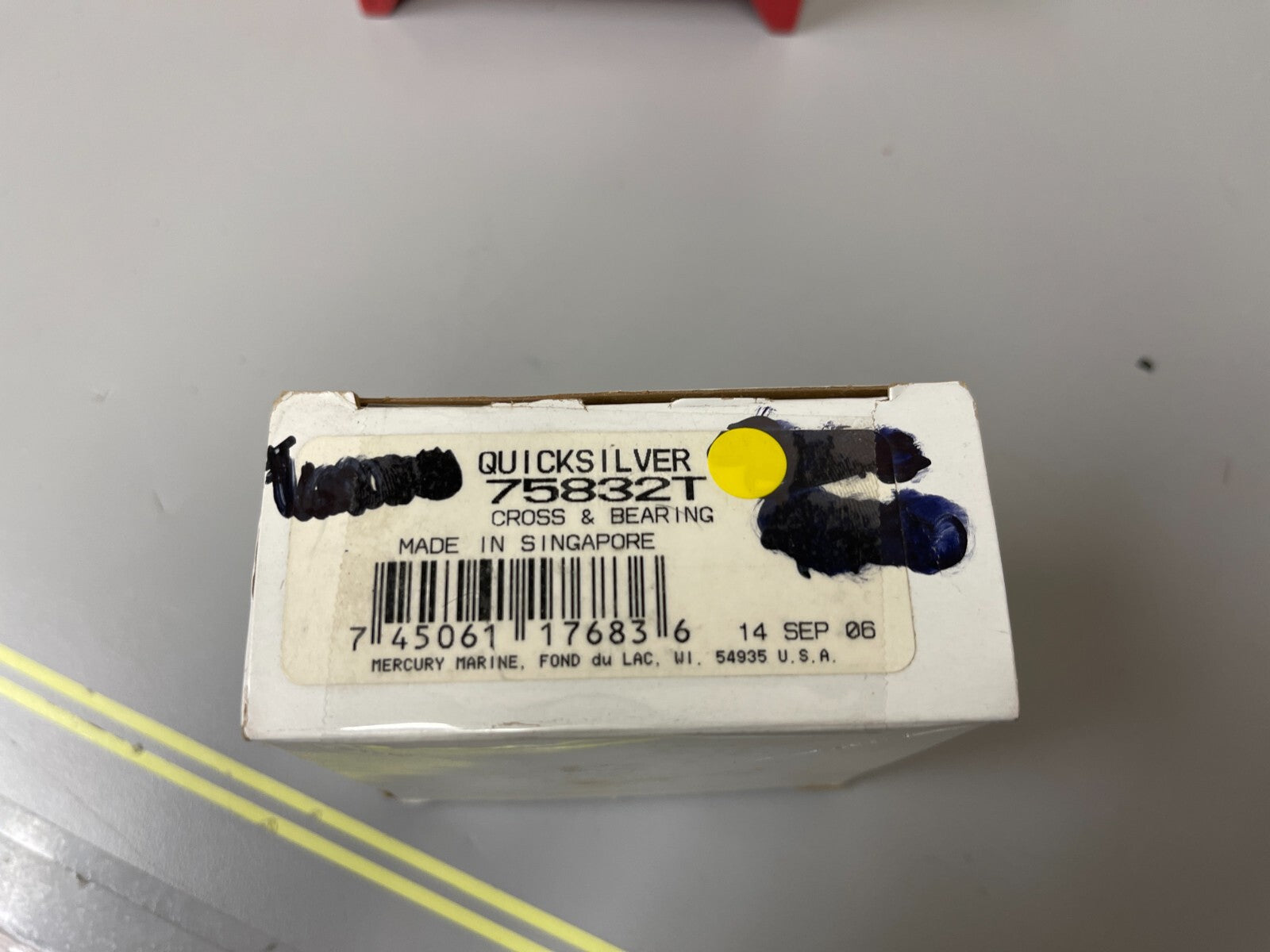 *NEW OEM* 0720 Mercury Quicksilver Cross & Bearing 75832T