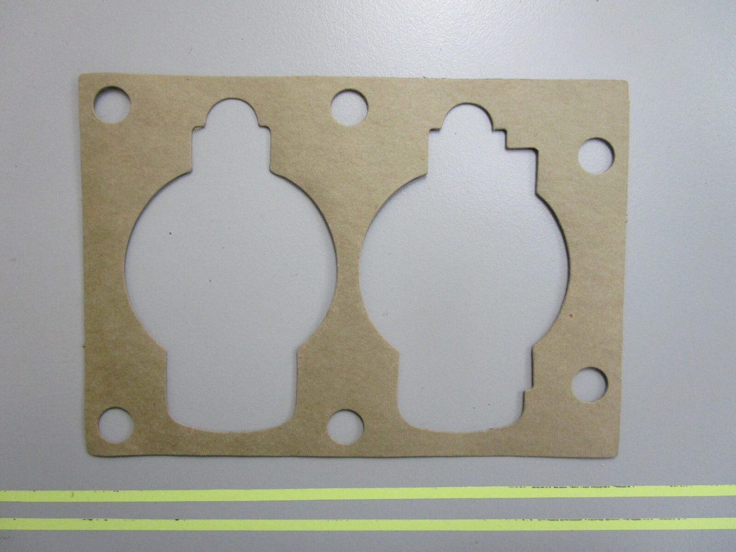 *NEW OEM* 0810 OMC Johnson Evinrude Gasket 550116 0550116