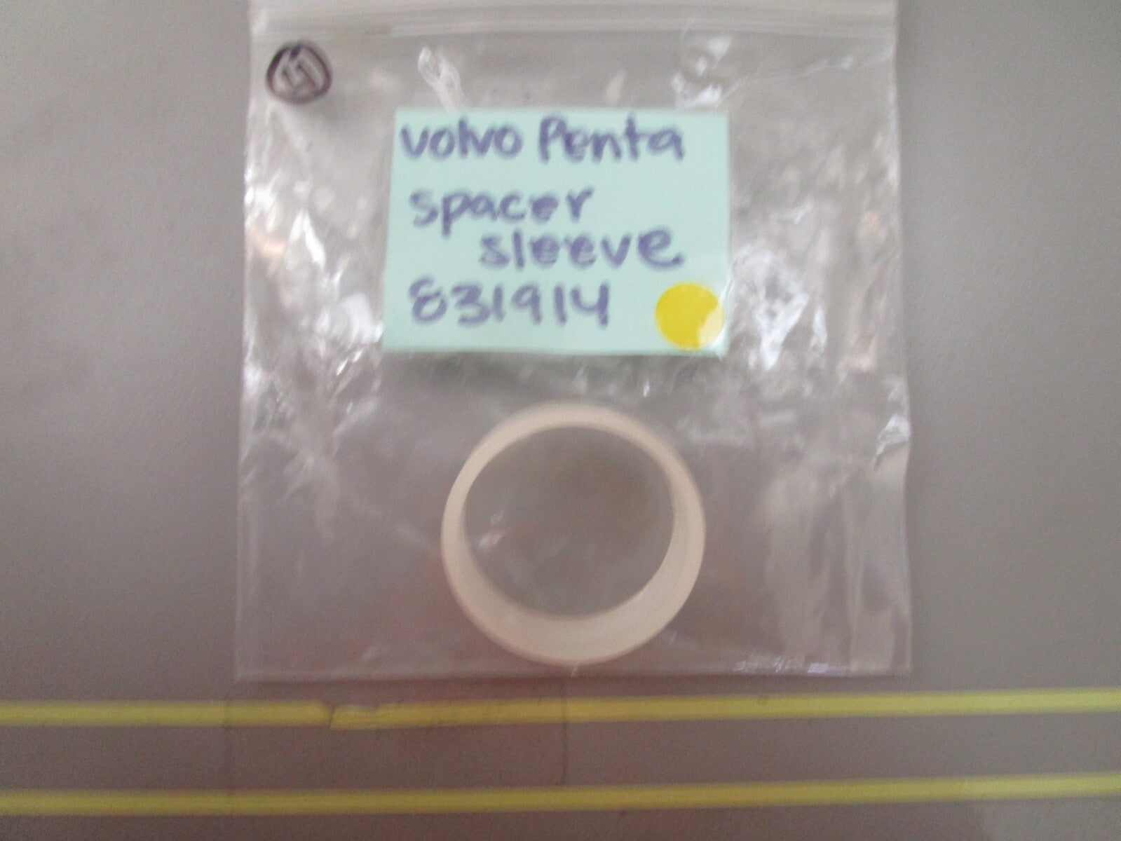 *NEW OEM* 0810 Volvo Penta Spacer Sleeve 831914