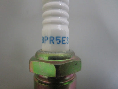*NEW OEM* (LOT OF 6) 0810 Honda Spark Plug 98079-55846 BPR5ES