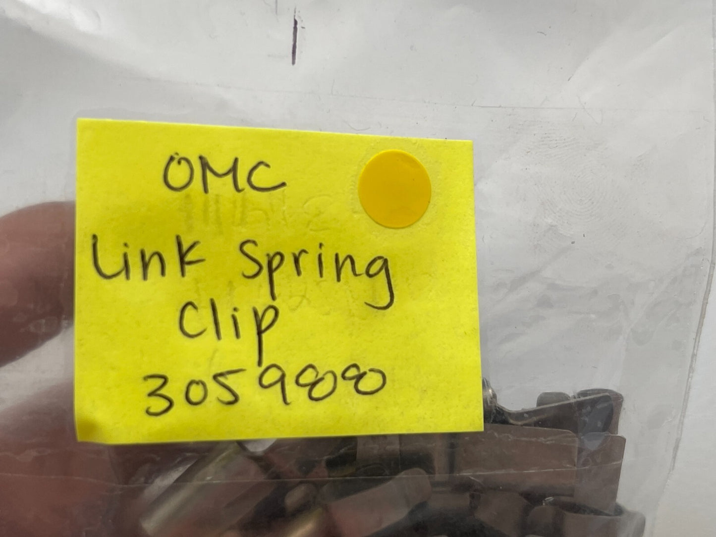 *NEW OEM* (LOT OF 5) 0810 OMC Johnson Evinrude Link Spring Clip 305988 0305988