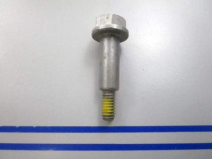 NEW OEM 327443 0327443 OMC Johnson Evinrude Screw 0810
