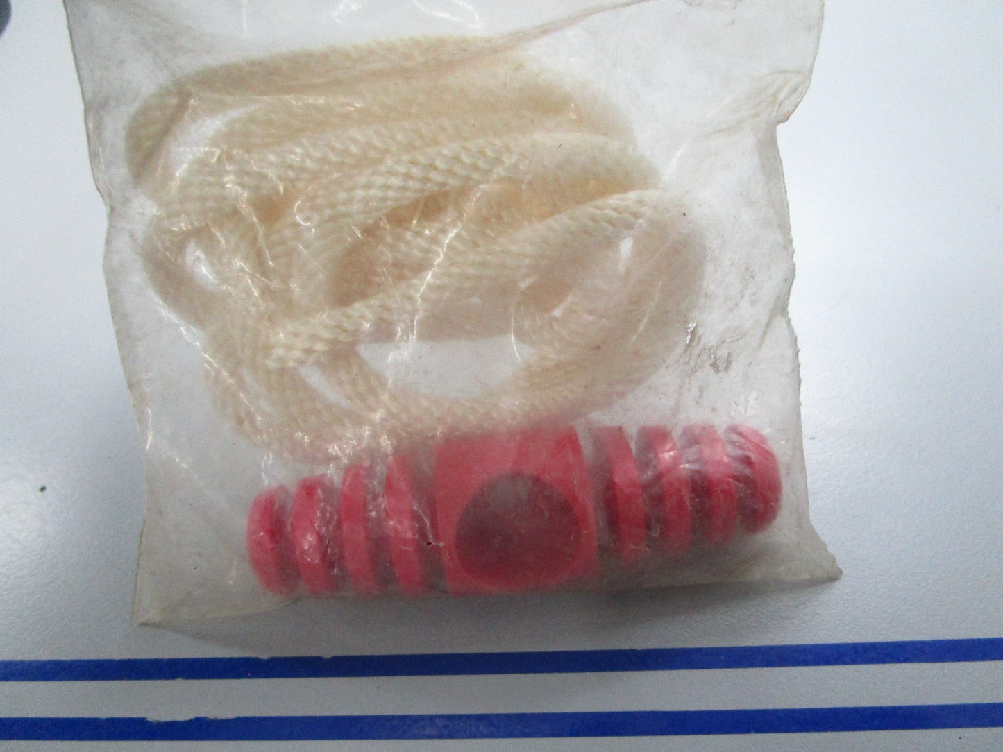 NEW OEM Briggs & Stratton 294584 Starter Rope 0810
