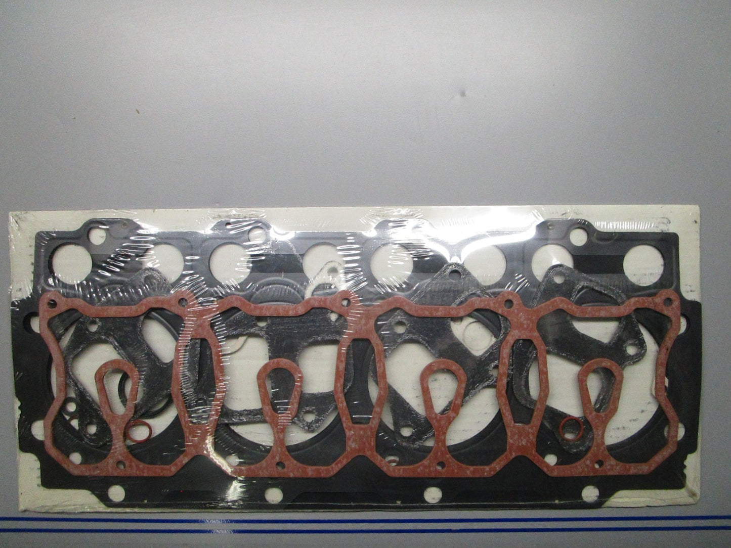 *NEW OEM* 0720 Mercury Mercruiser 2.8L 4VM Cylinder Head Gasket Kit 27-883962
