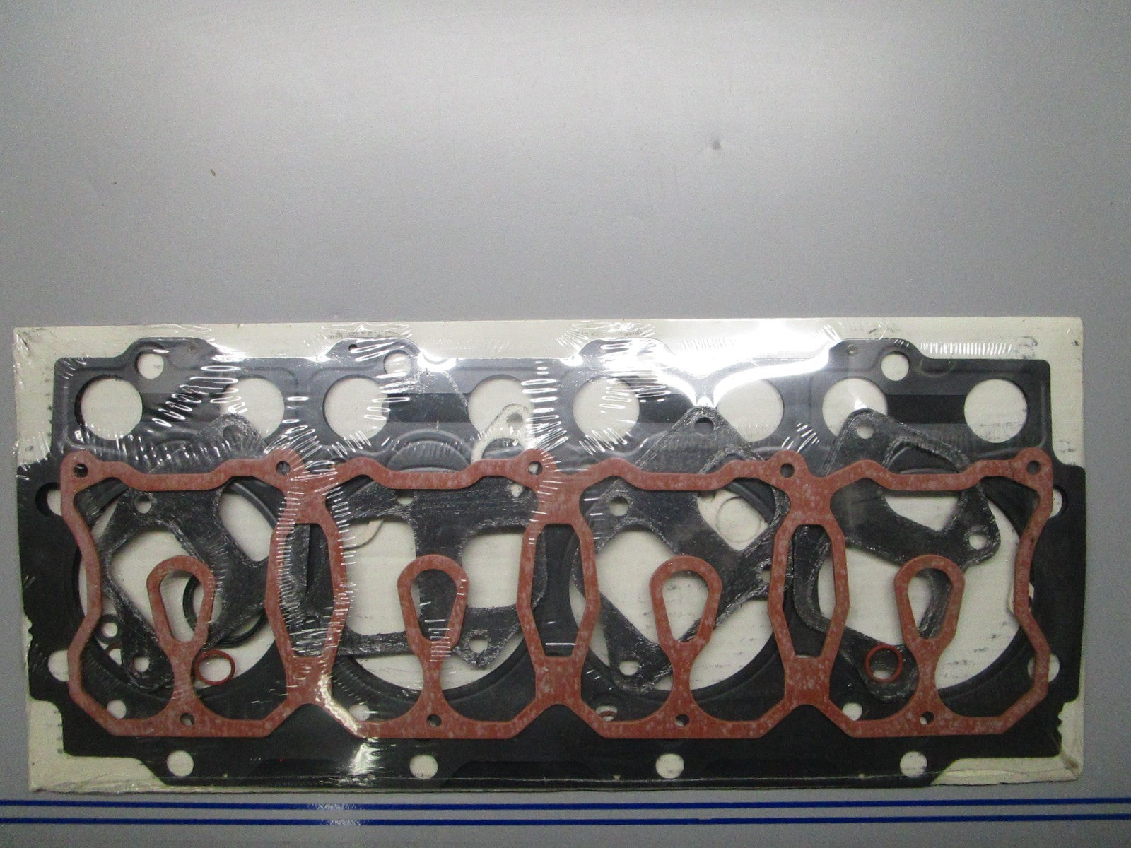 *NEW OEM* 0720 Mercury Mercruiser 2.8L 4VM Cylinder Head Gasket Kit 27-883962
