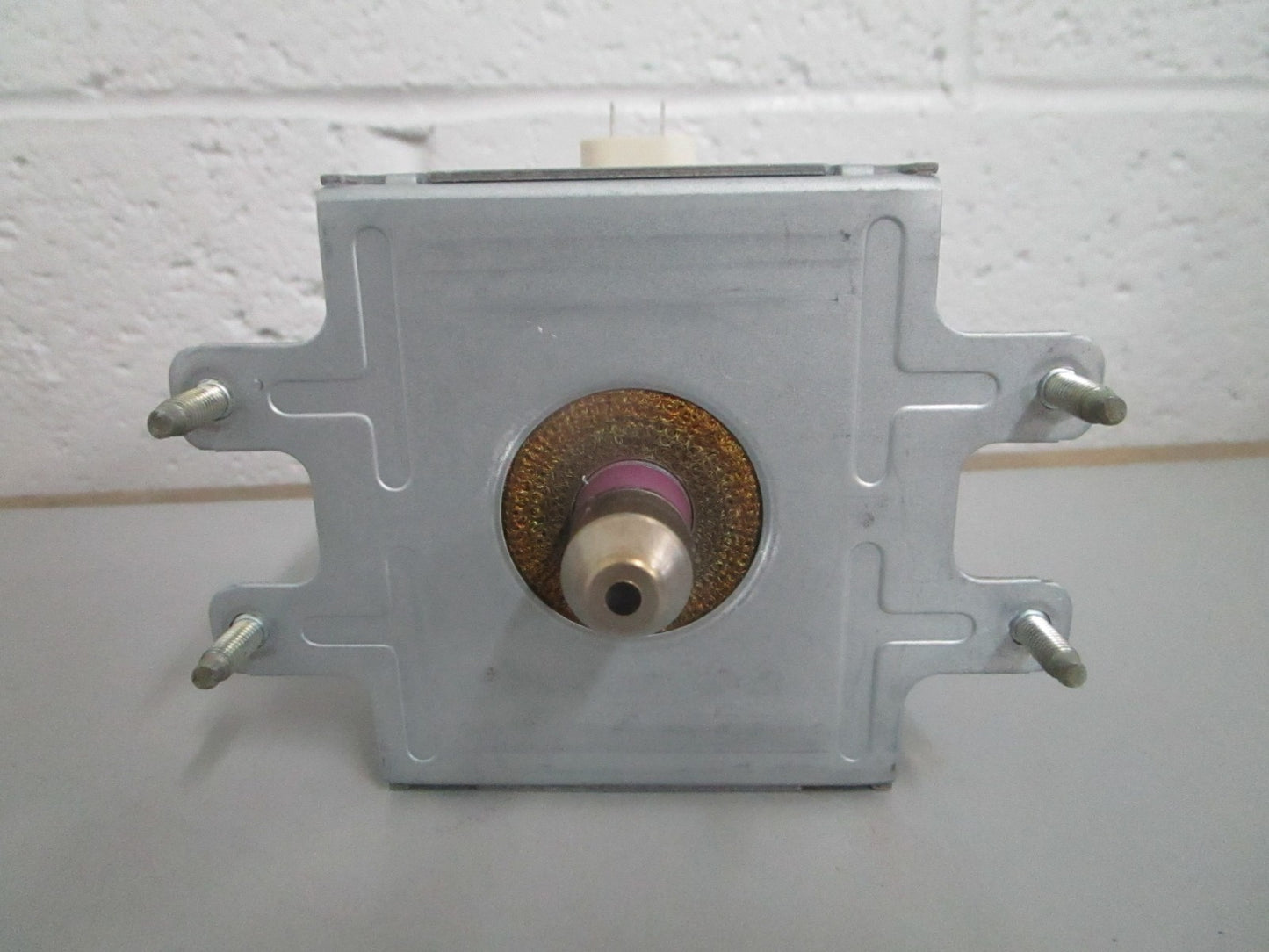 *NEW OEM* 0820 GE Microwave Magnetron & Stirrer WB49X10226
