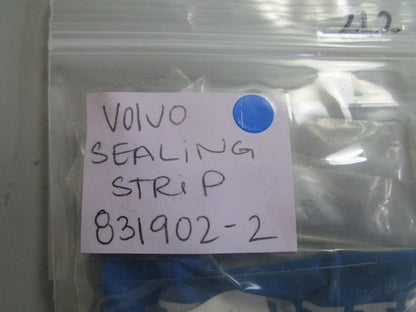 *NEW OEM* (LOT OF 2) 0810 Volvo Penta Sealing Strip 831902-2