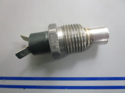 *NEW OEM* 0820 Volvo Penta Thermo Monitor 822858