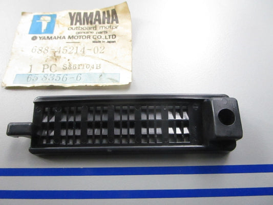*NEW OEM* 0810 Yamaha Cover 688-45214-02-00