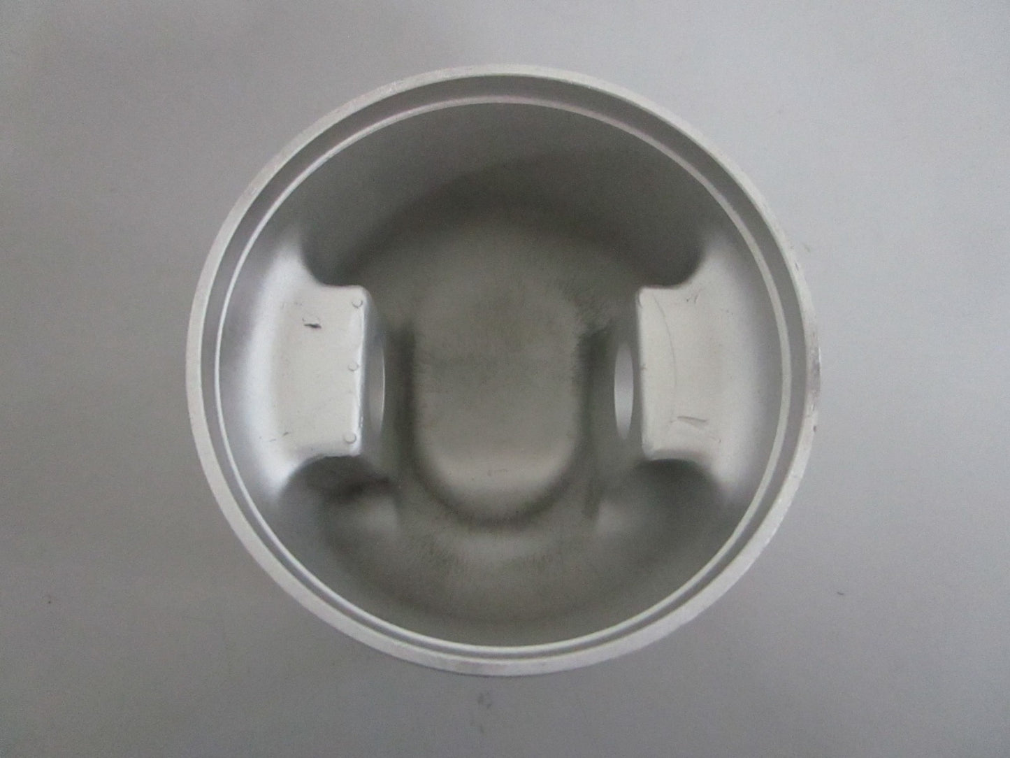 NEW OEM F475015-6 Mercury Force Piston 0820
