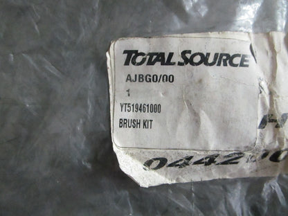 NEW YT519461000 Total Source 4 Brush Set For: Yale 0820