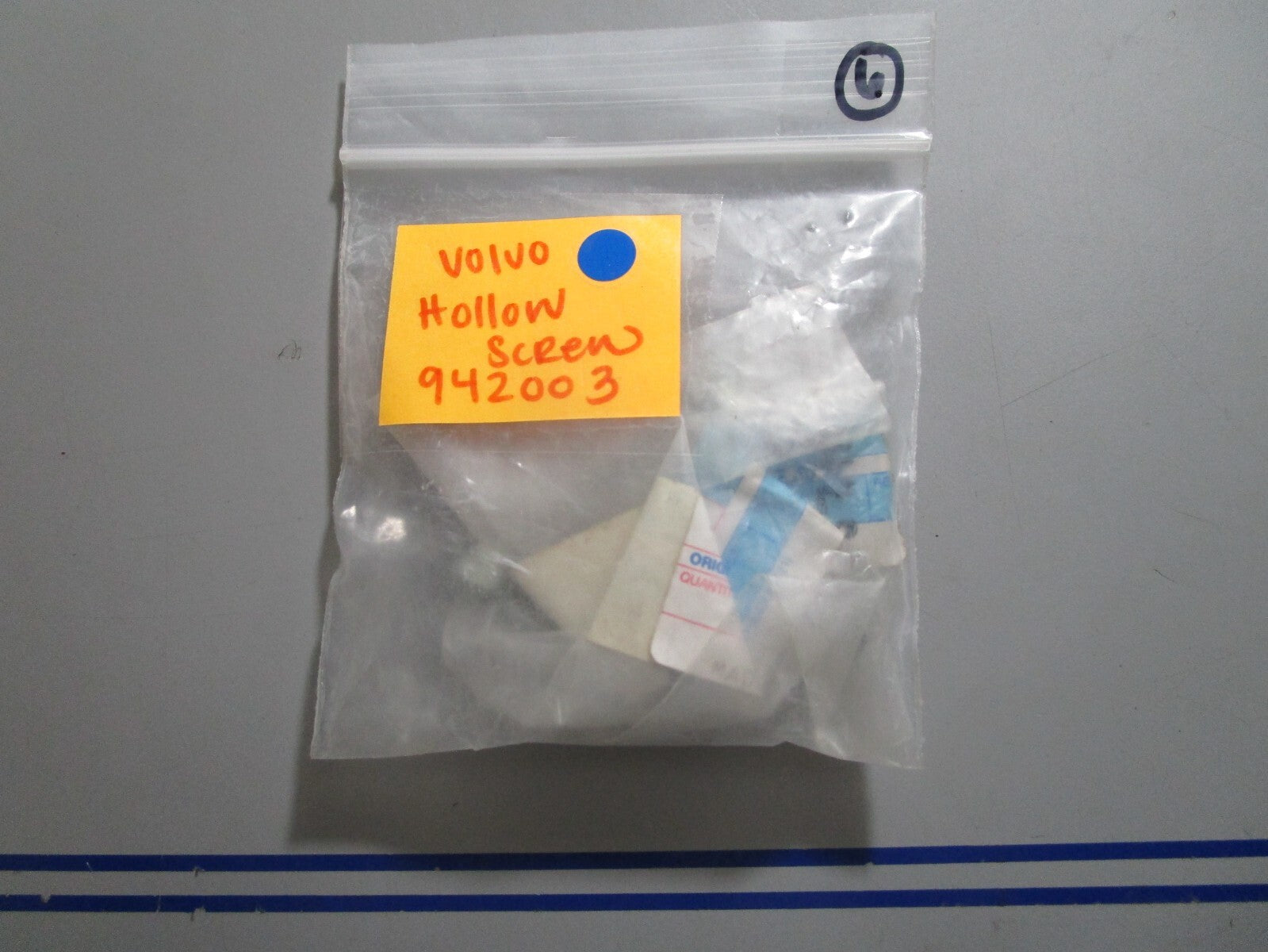 *NEW OEM* 0810 Volvo Penta Hollow Screw 942003