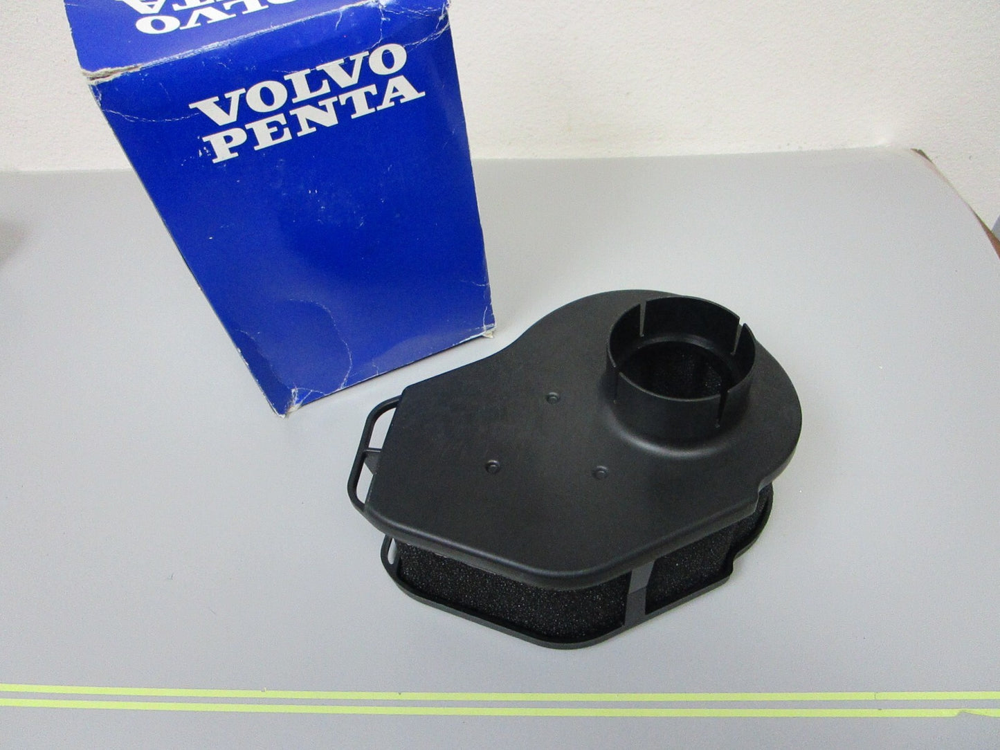 *NEW OEM* 0720 Volvo Penta Air Cleaner 21379288