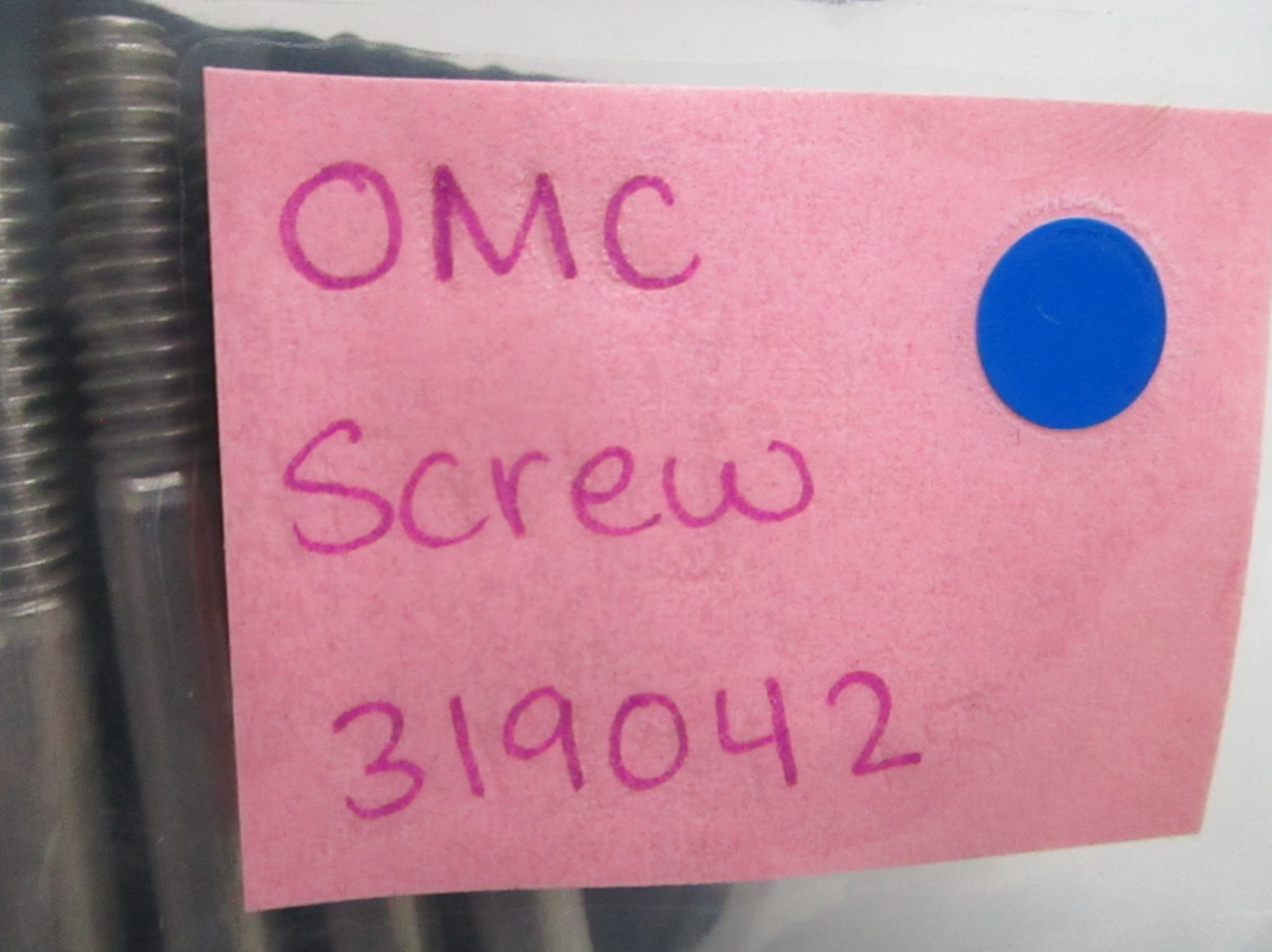 *NEW OEM* (LOT OF 4) 0810 OMC Johnson Evinrude Screw 319042 0319042