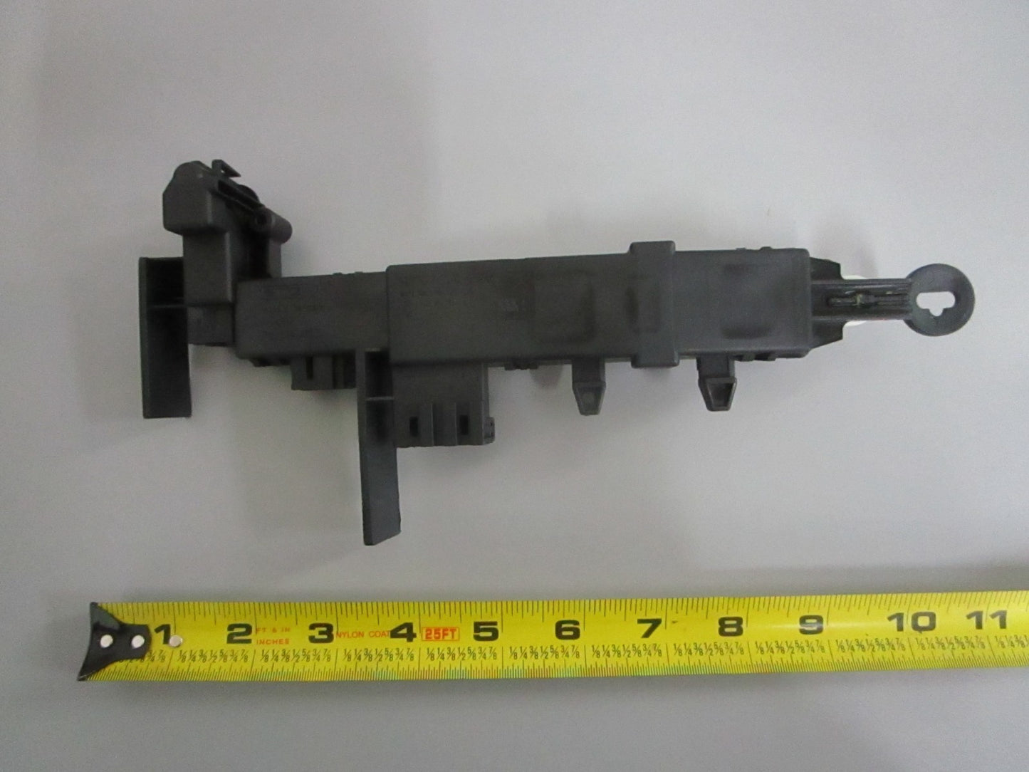 NEW OEM 8182634 Whirlpool FSP Washer Door Latch 0820