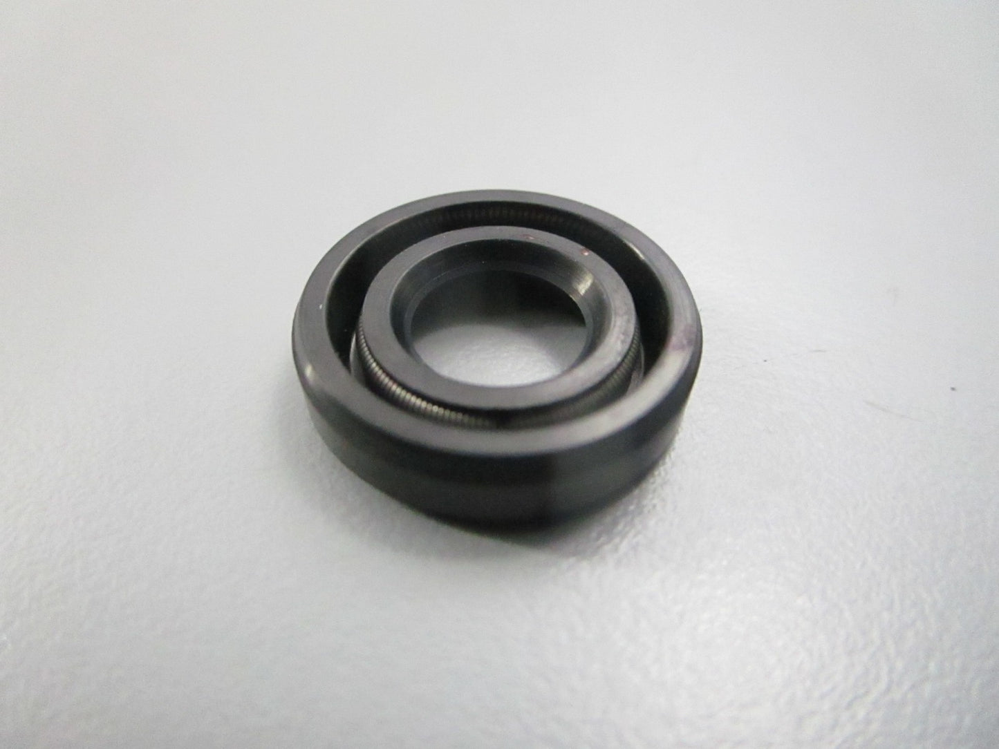 NEW OEM 09282-10009 Suzuki Oil Seal 0810