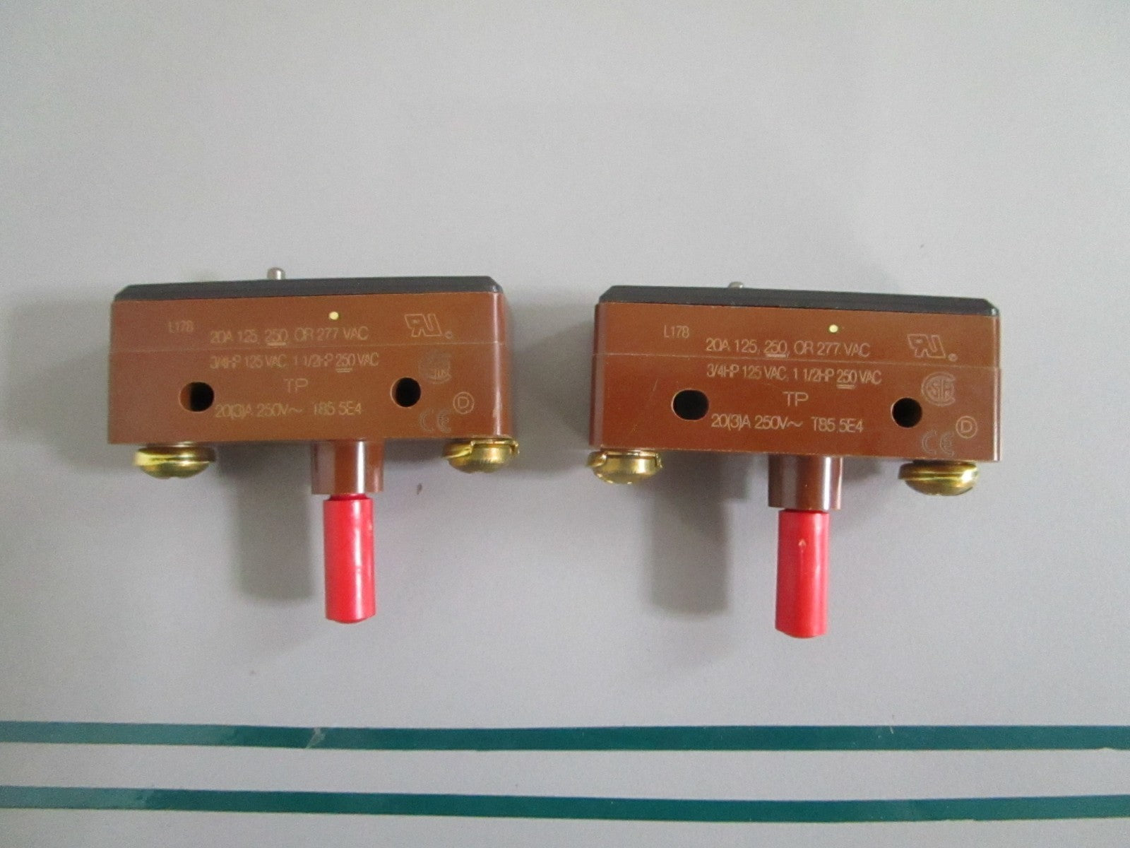 Honeywell MICRO SWITCH WA-1RX-A4 SPST-NC 20A Pin Plunger LOT OF 2 NEW OEM 0820