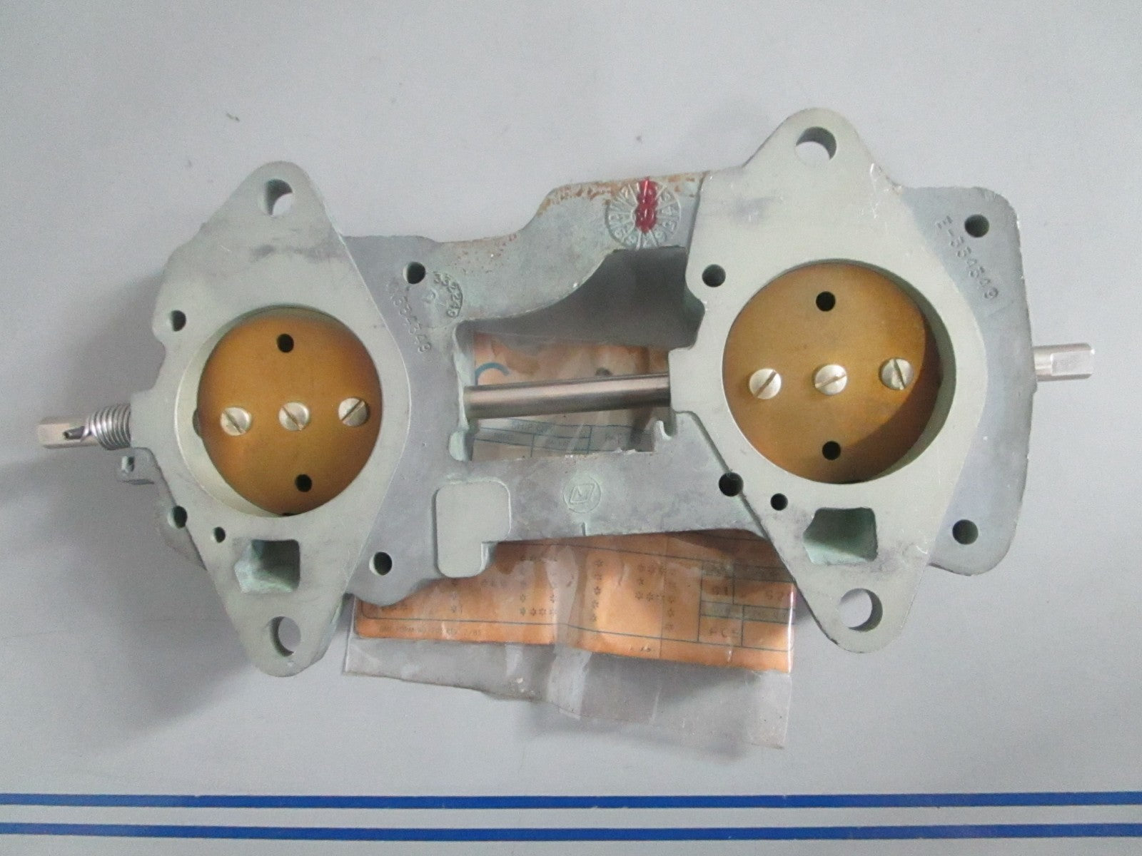 NEW OEM 398372 0398372 OMC Johnson Evinrude Throttle Body 0820