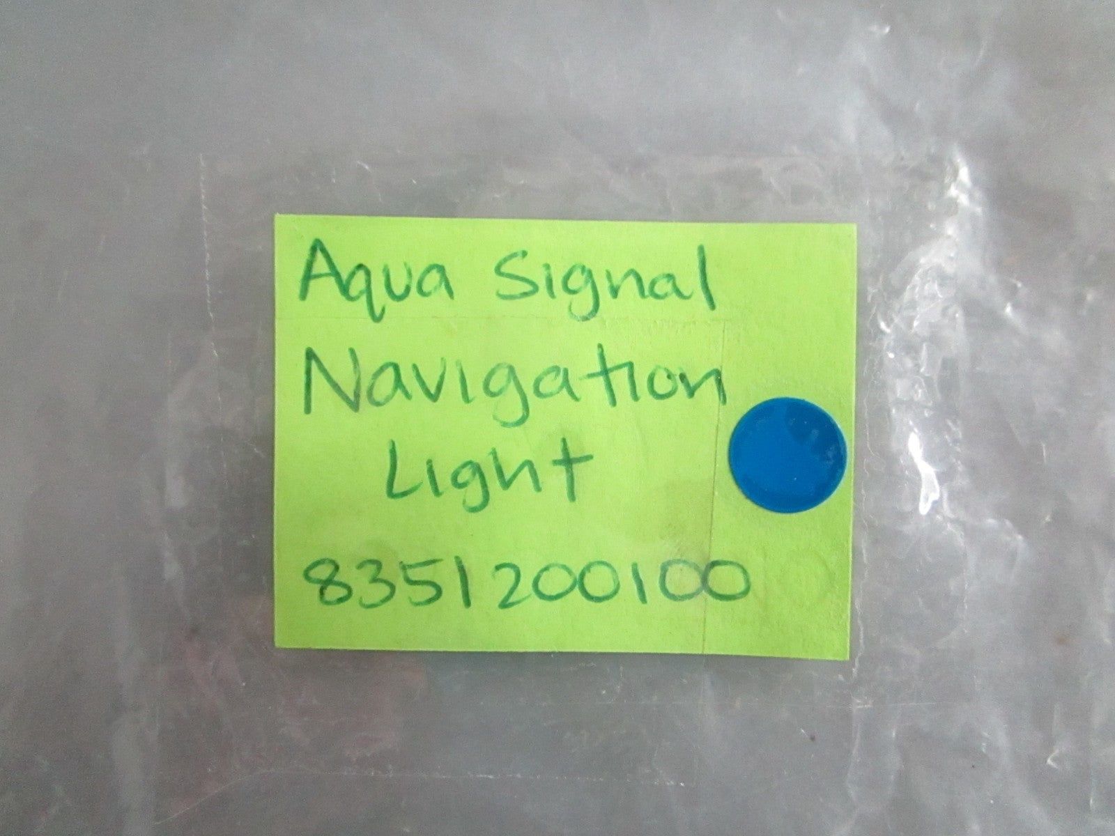 NEW OEM Aqua Signal 8351200100 Navigation Light 0820