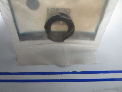 *NEW OEM* 0810 Mercury Quicksilver Seal 85981